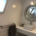 Sea Breeze With Shared Pool And Near The Beach Коста-Тегисе