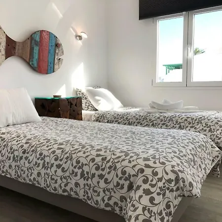 Sea Breeze With Shared Pool And Near The Beach * Costa Teguise