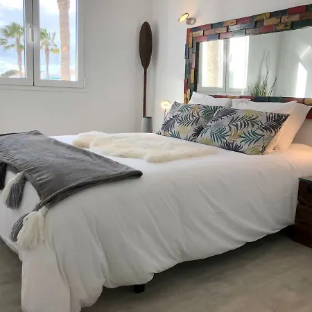 Sea Breeze With Shared Pool And Near The Beach Apartamento *