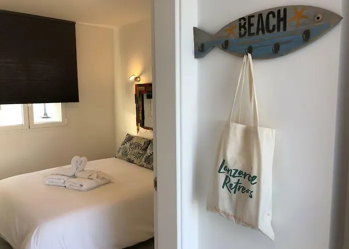 Sea Breeze With Shared Pool And Near The Beach